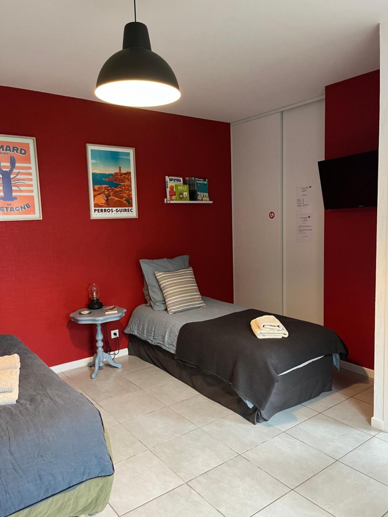 Bed and Breakfast L'Atelier De Mezareun Ushant Exterior foto